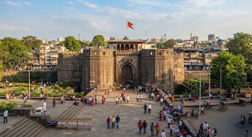 Pune - Shaniwar Wada / Shivaji Nagar Center